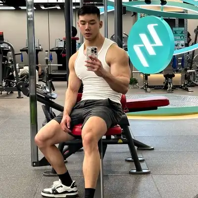 梁思
